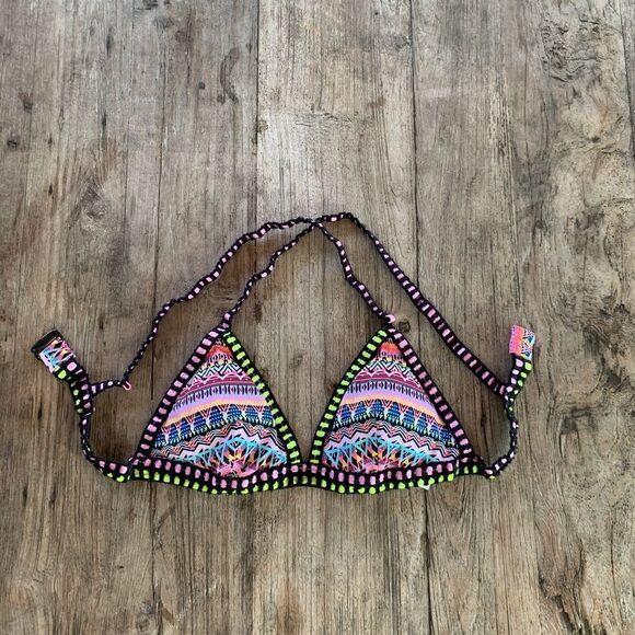 VICTORIA'S Secret Crochet print bikini size Medium - Picture 2 of 8